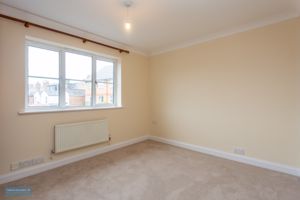 Bedroom- click for photo gallery